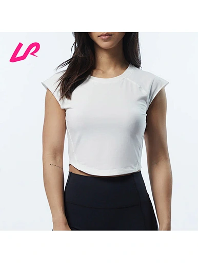 women crop tee
